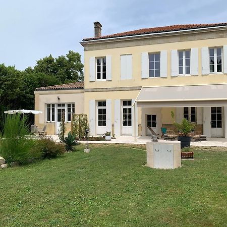 Batisse En Pierre XVII Siecle 115 M² Avec Terrasse Villa Ambares-et-Lagrave Екстериор снимка