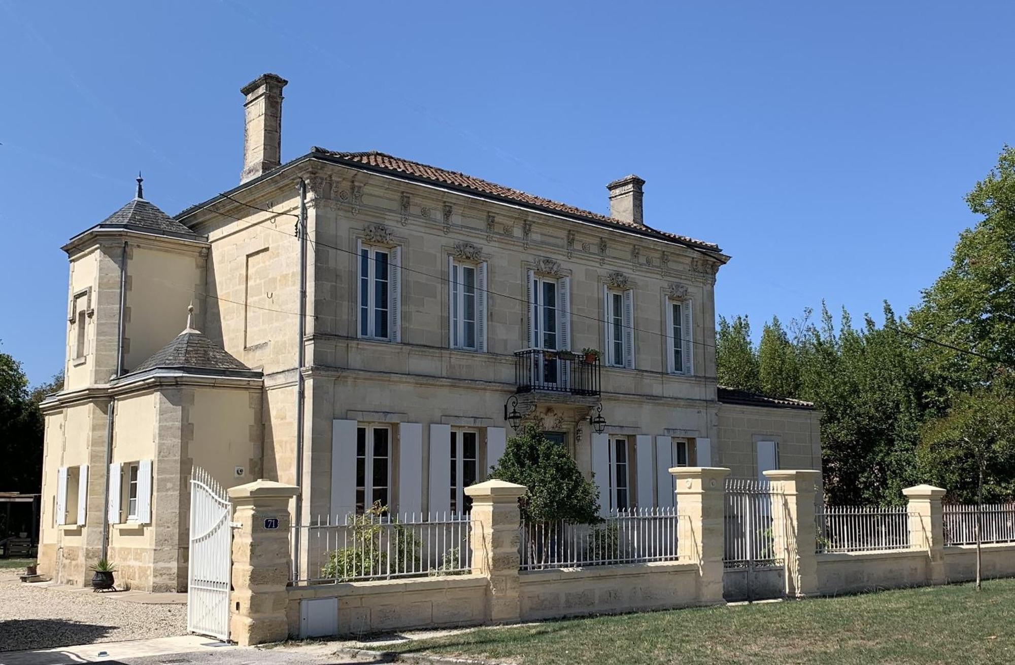 Batisse En Pierre XVII Siecle 115 M² Avec Terrasse Villa Ambares-et-Lagrave Екстериор снимка